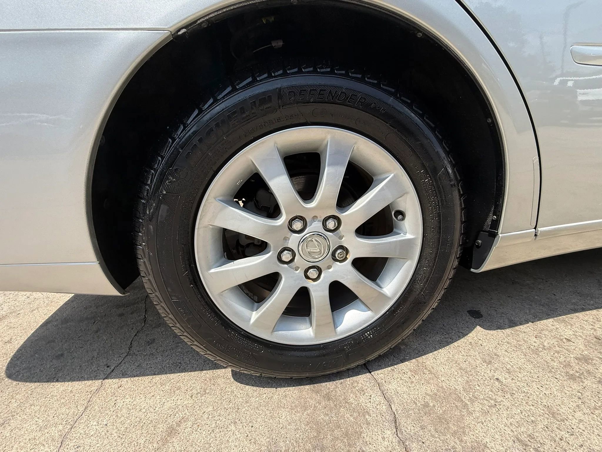 Used 2004 Lexus ES 330 FWD image 24