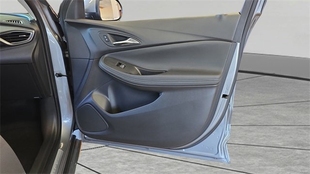 Used 2023 Buick Encore GX Select w/ Sport Touring Package image 15