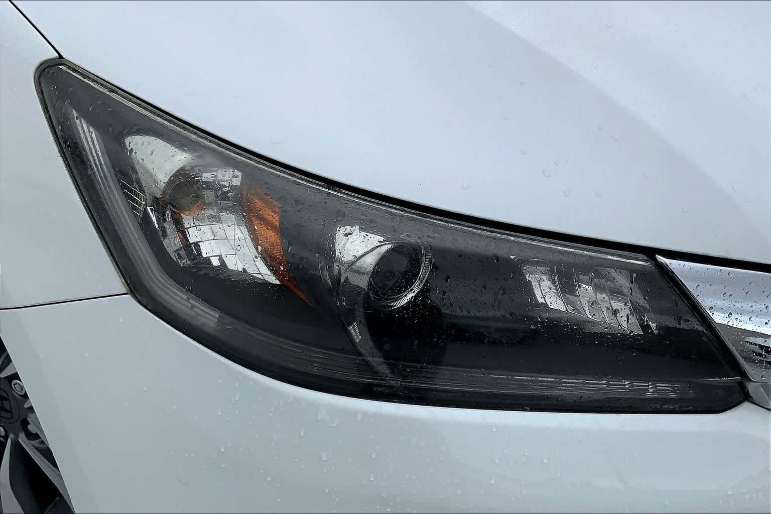 Used 2015 Honda Accord LX image 31