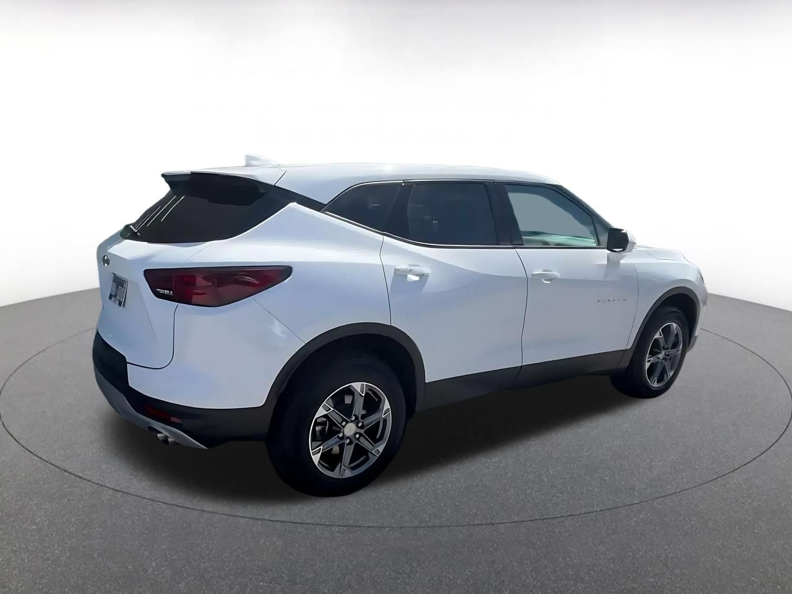 Used 2026 Chevrolet Blazer LT FWD image 13