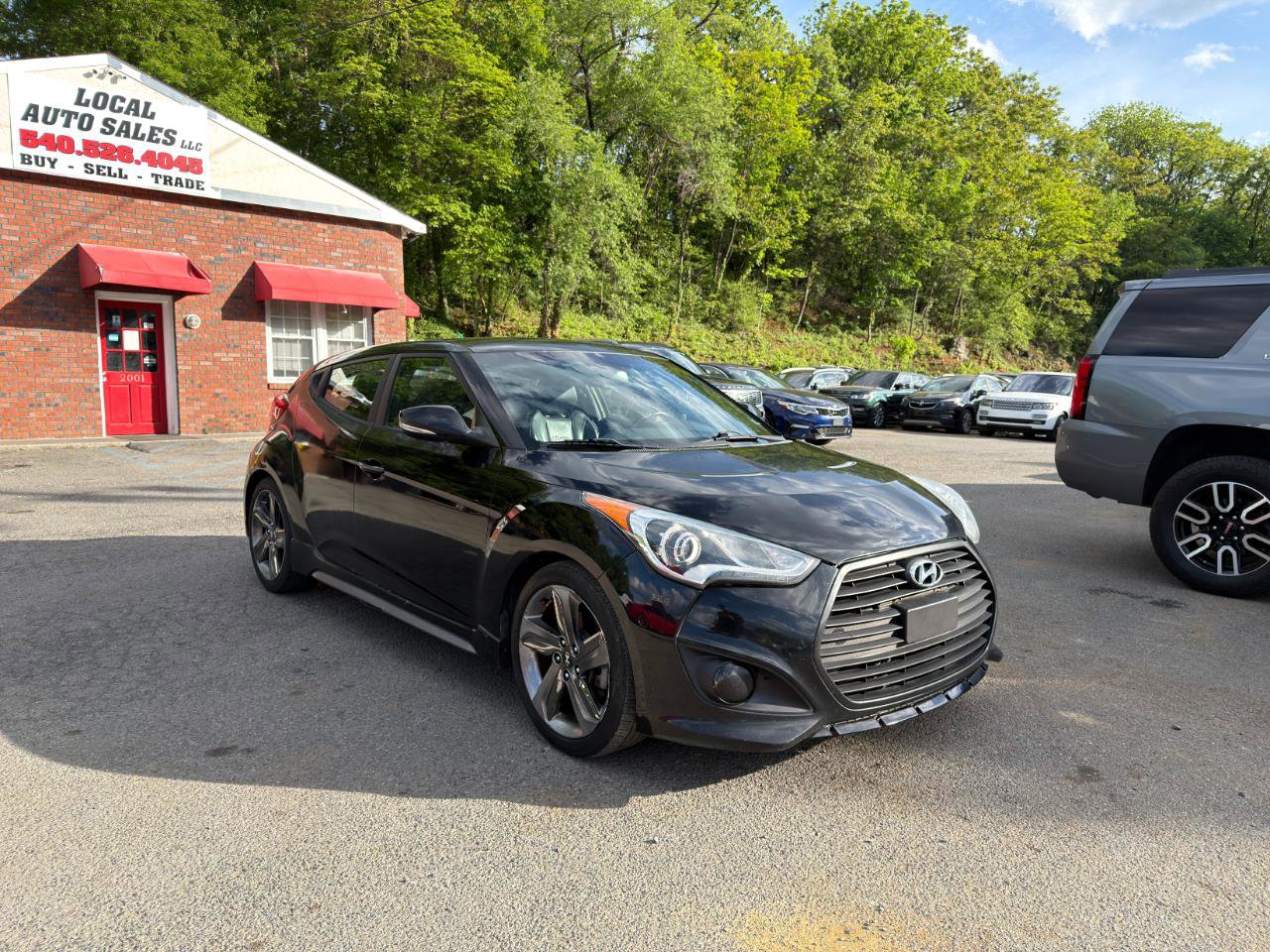 Used 2014 Hyundai Veloster Turbo FWD image 3