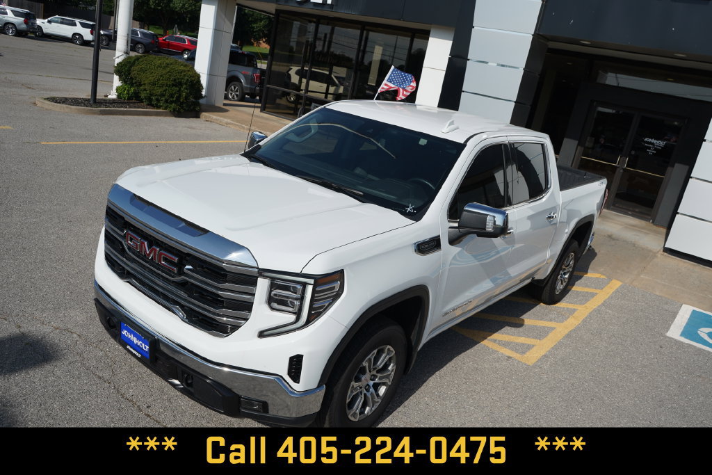 Used 2025 GMC Sierra 1500 SLT AWD/4WD image 14