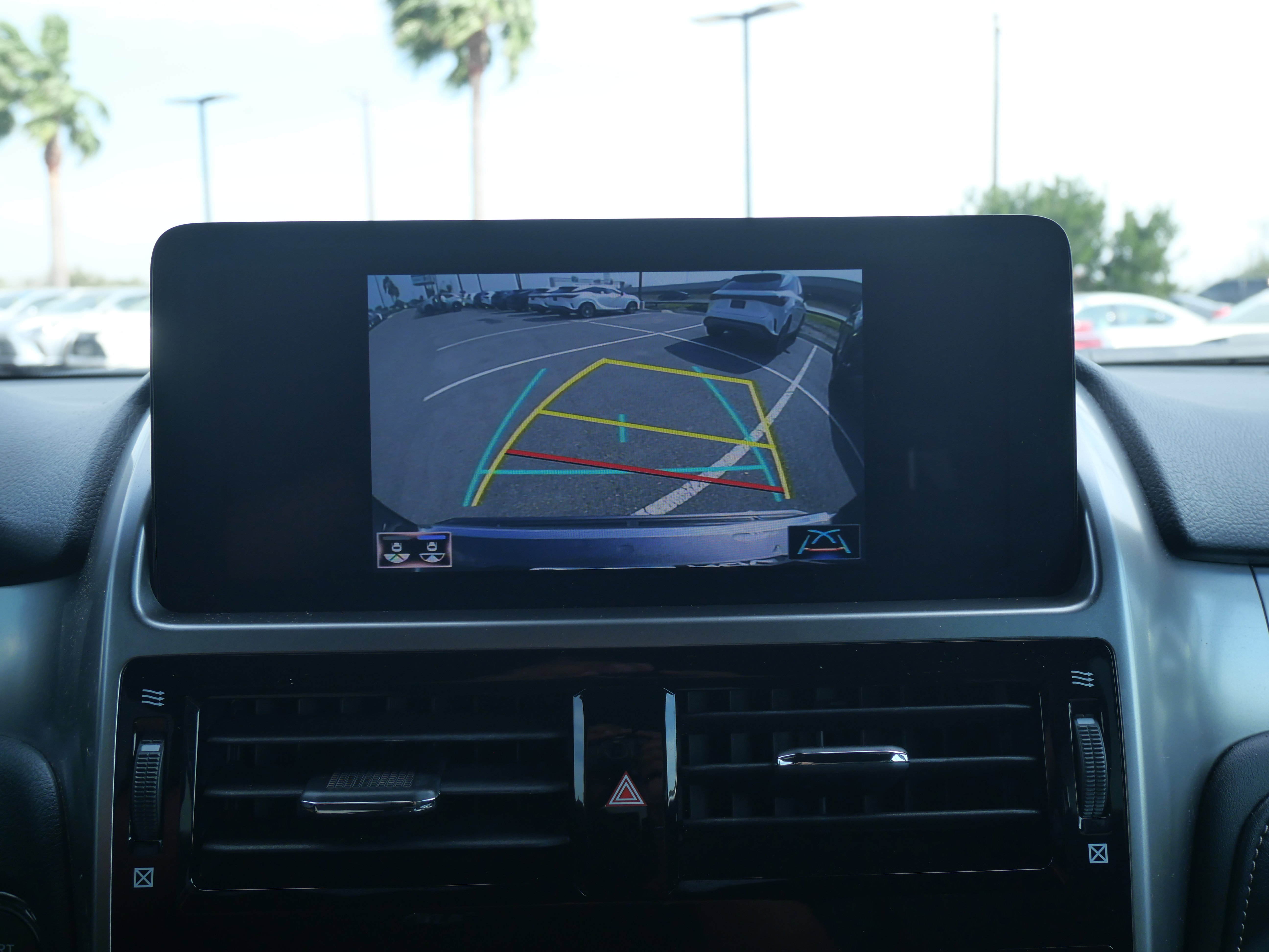 Used 2022 Lexus GX 460 Premium w/ Premium Package image 17