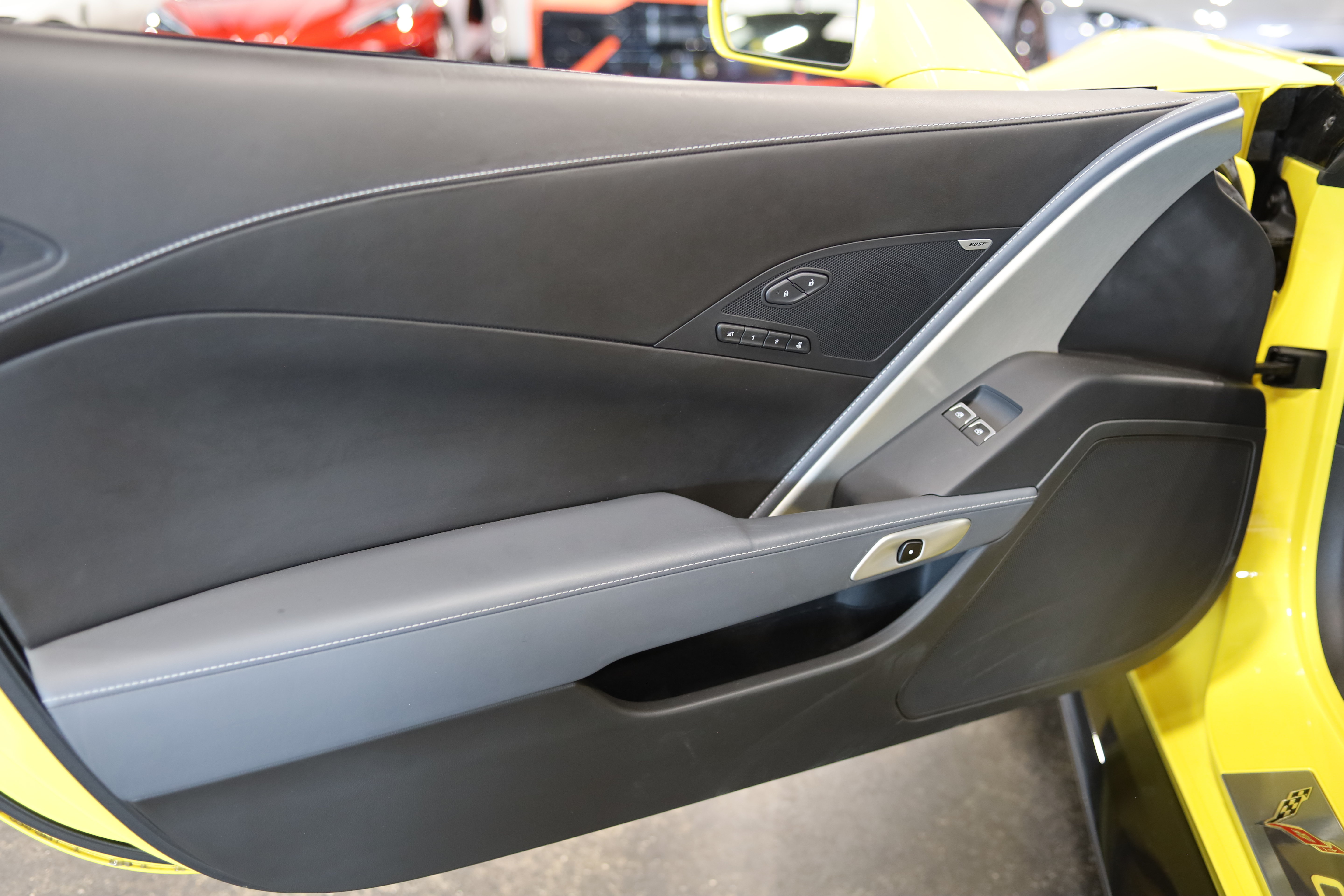 Used 2016 Chevrolet Corvette Z06 w/ 3LZ Preferred Equipment Group RWD image 15