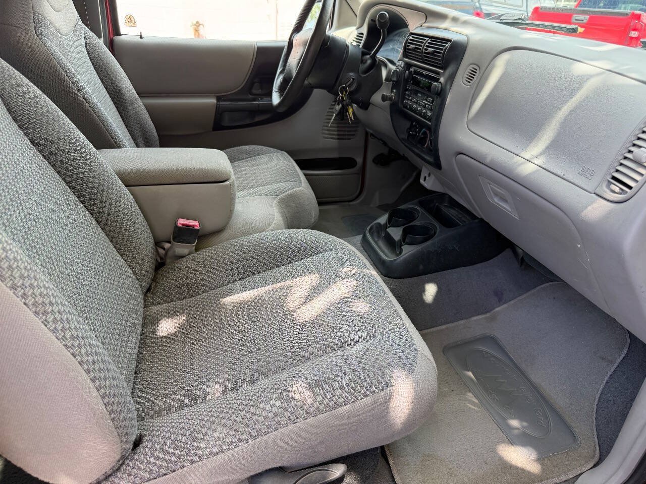 Used 1999 Ford Ranger XLT AWD/4WD image 7
