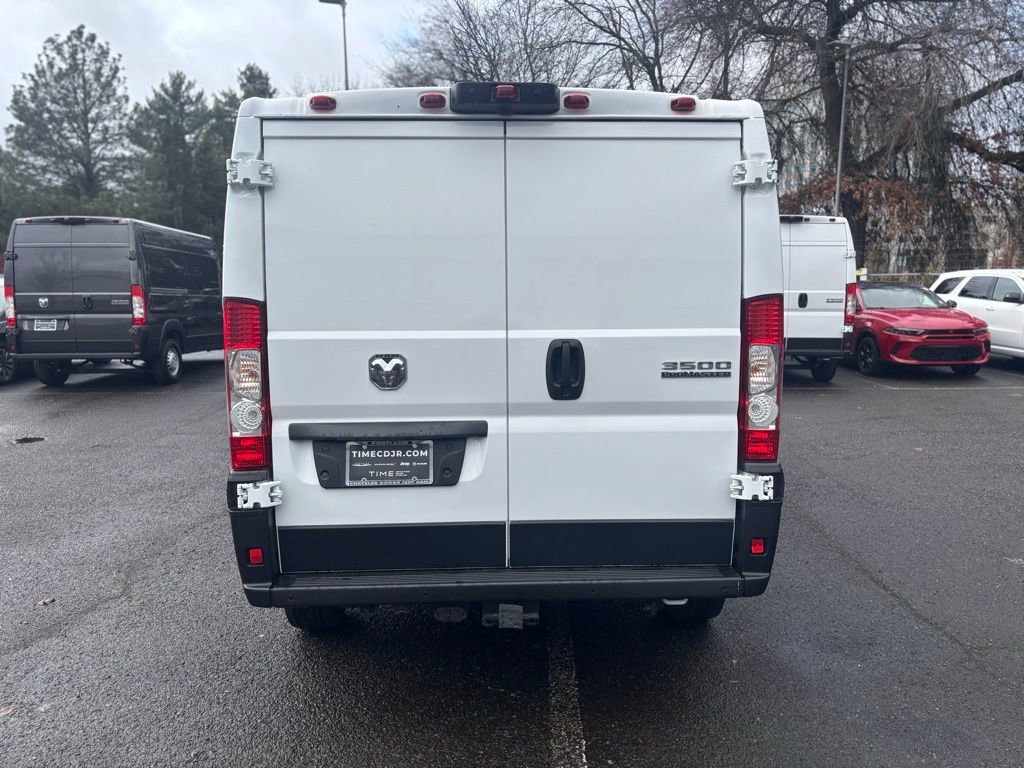 New 2026 RAM ProMaster 3500 w/ Quick Order Package 22G SLT image 4
