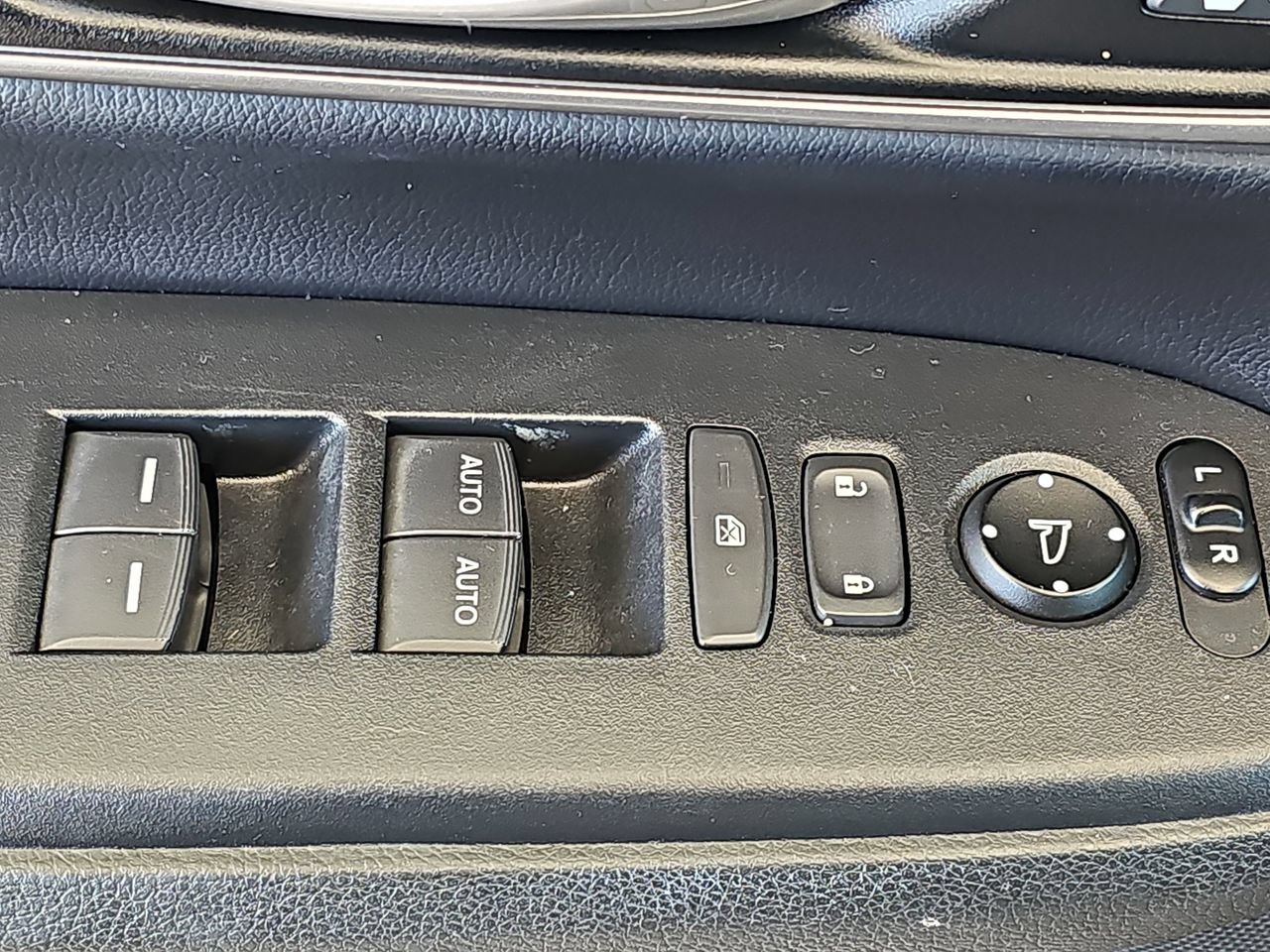 Used 2018 Honda CR-V EX-L image 33
