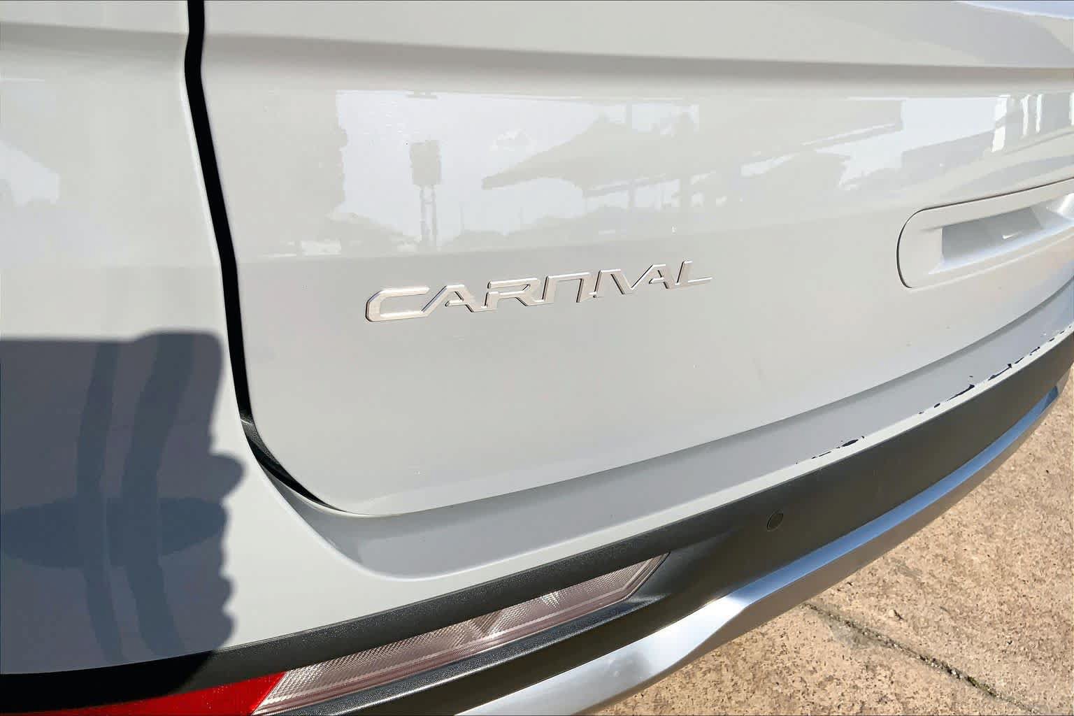 Used 2024 Kia Carnival SX Prestige FWD image 29