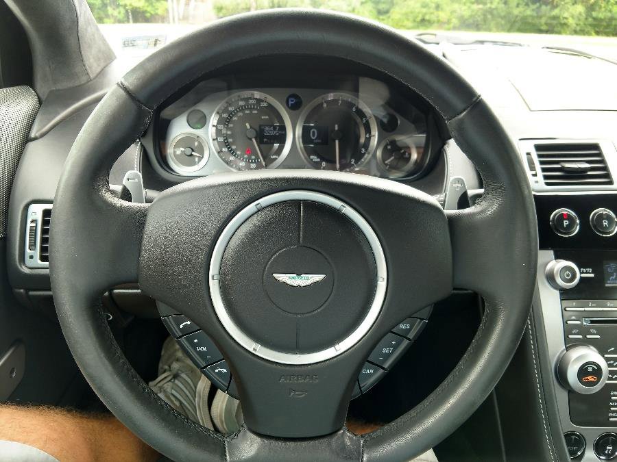 Used 2009 Aston Martin DB9 Coupe image 13