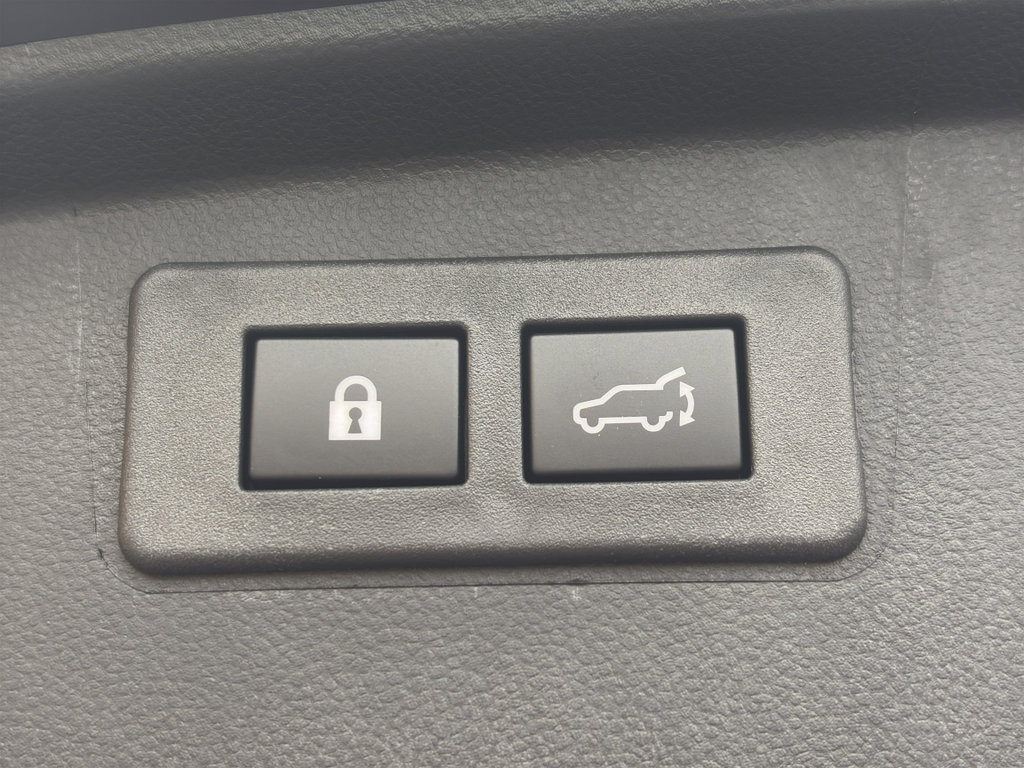 New 2025 Subaru Outback Touring XT image 11