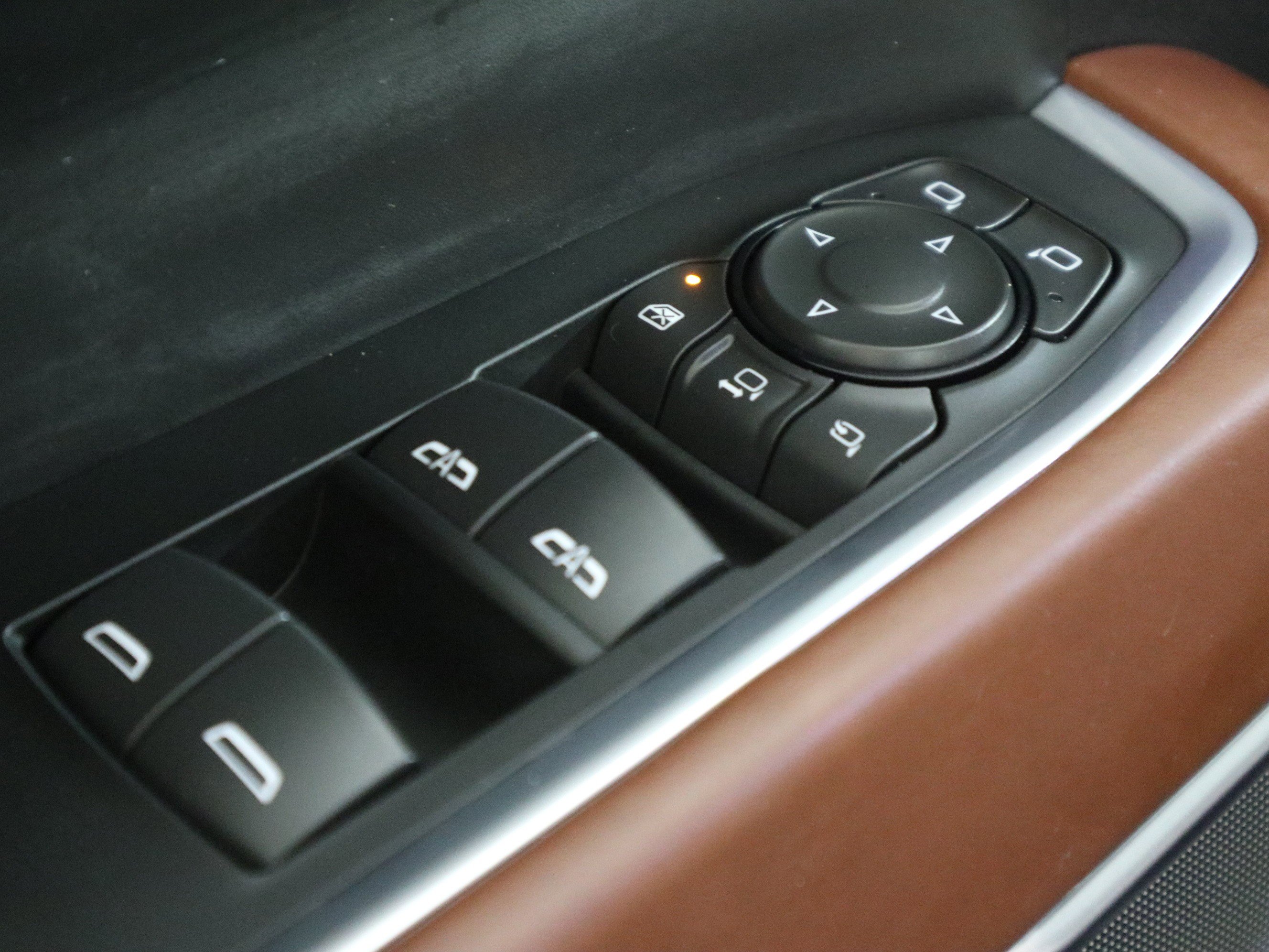 Used 2025 GMC Sierra 2500 Denali Ultimate image 33