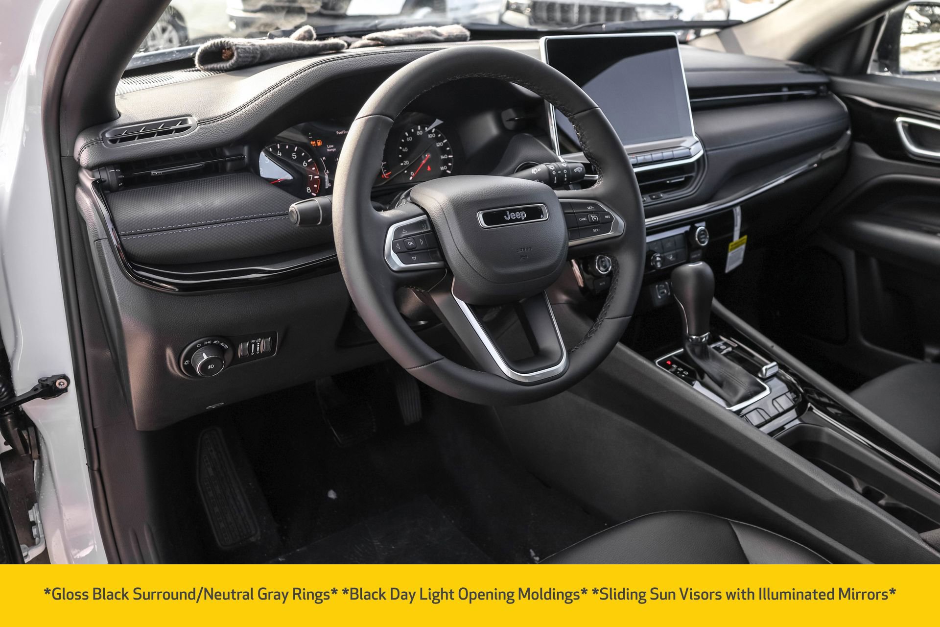 New 2026 Jeep Compass Latitude image 4