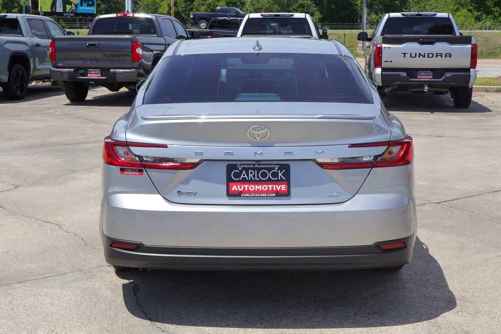 Used 2025 Toyota Camry LE w/ Convenience Package FWD image 21