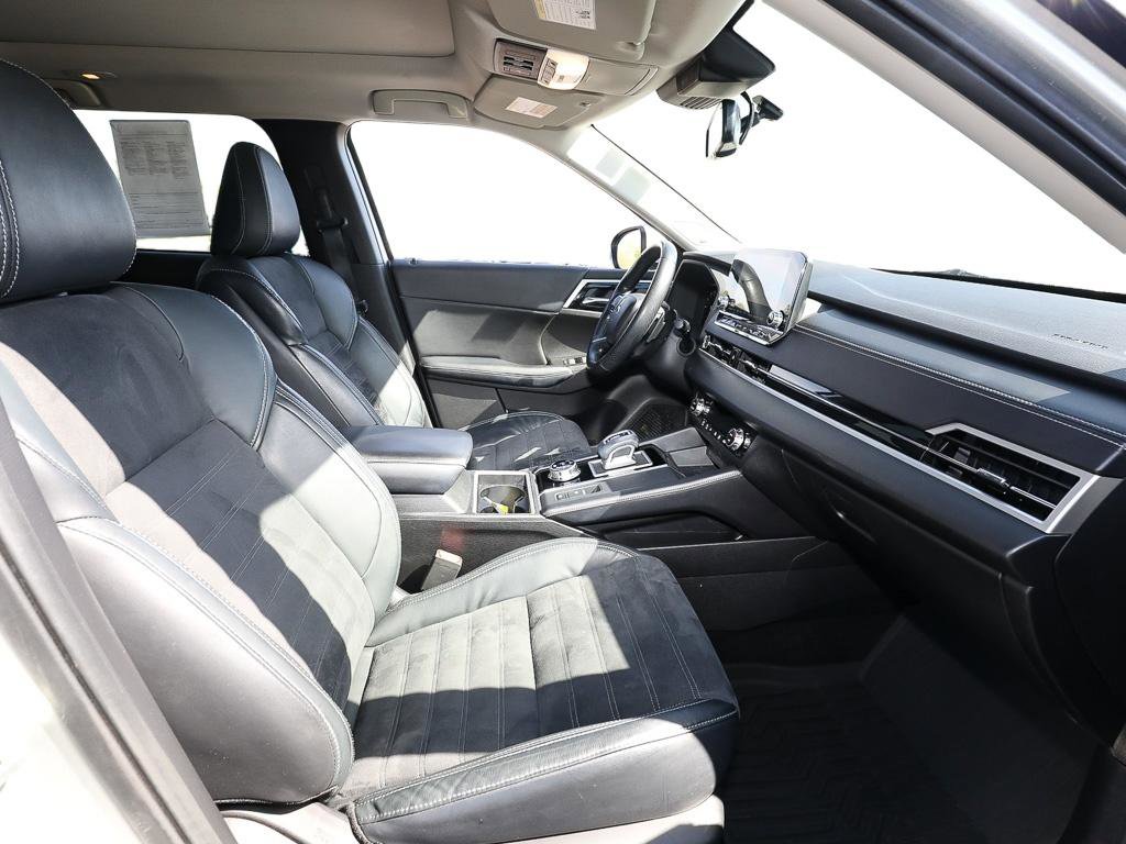 Used 2022 Mitsubishi Outlander SE AWD/4WD image 22