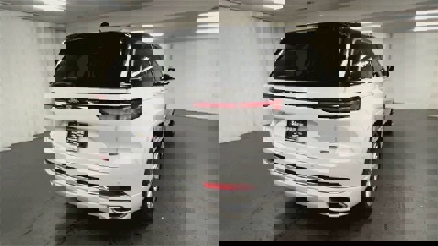 Used 2022 Jeep Grand Cherokee Summit image 8