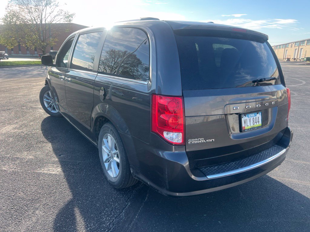 Used 2020 Dodge Grand Caravan SXT FWD image 7
