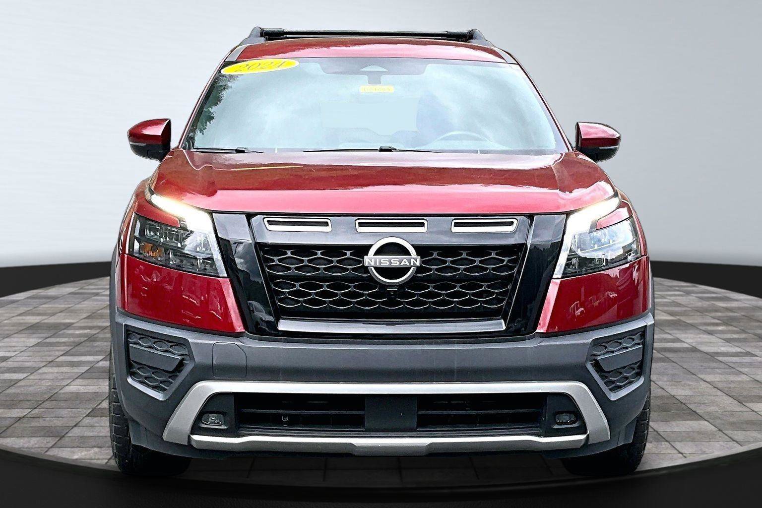 Used 2023 Nissan Pathfinder Rock Creek AWD/4WD image 2