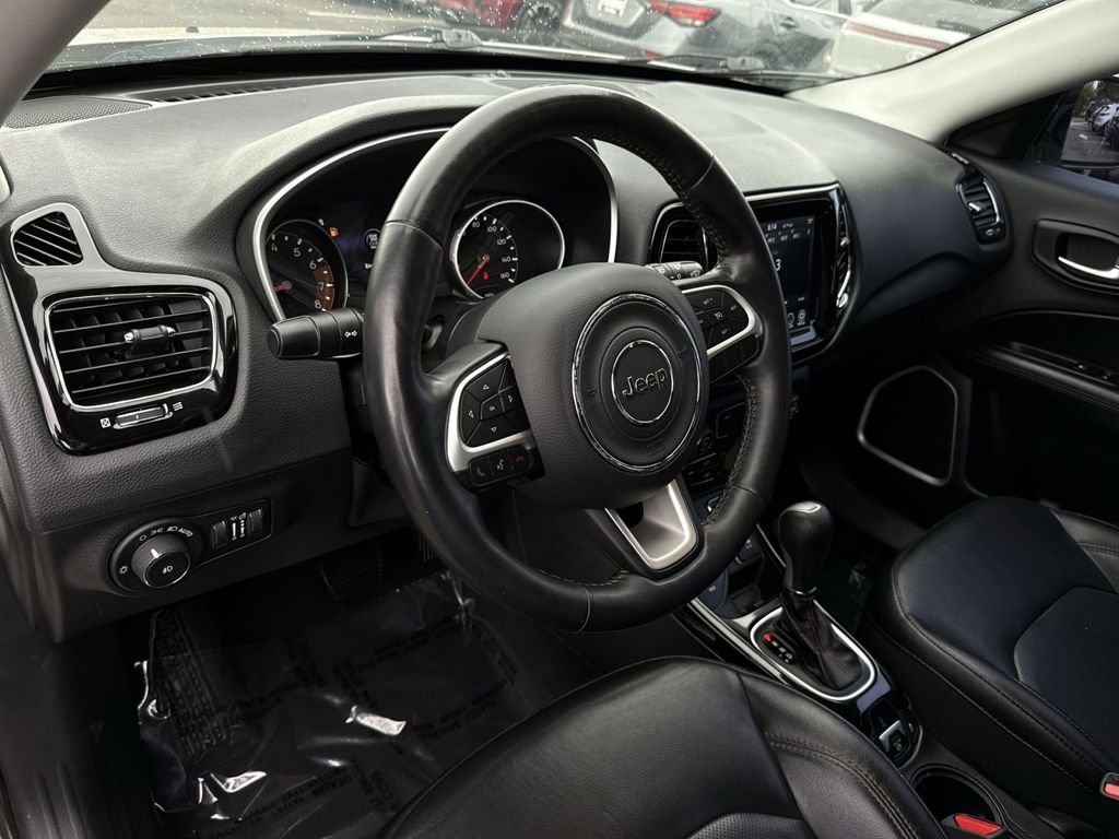 Used 2019 Jeep Compass Limited AWD/4WD image 16