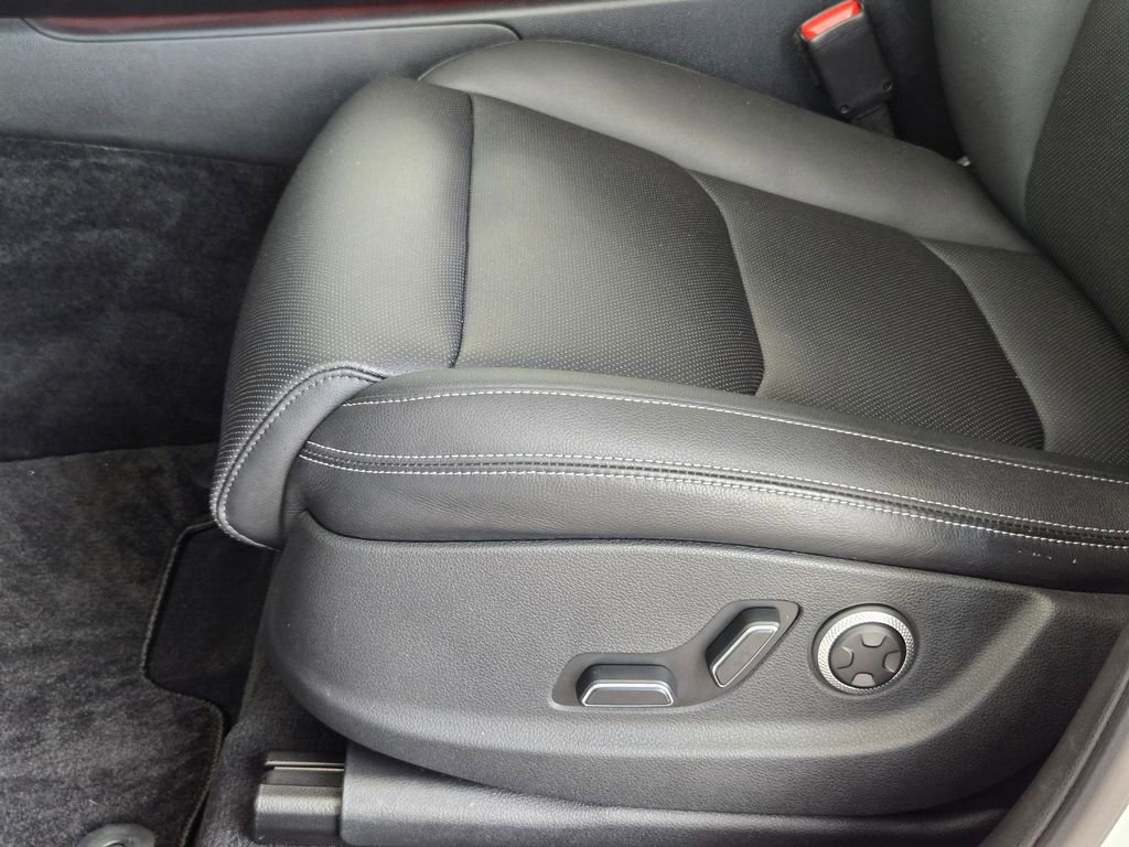 Used 2026 Genesis GV70 2.5T image 13