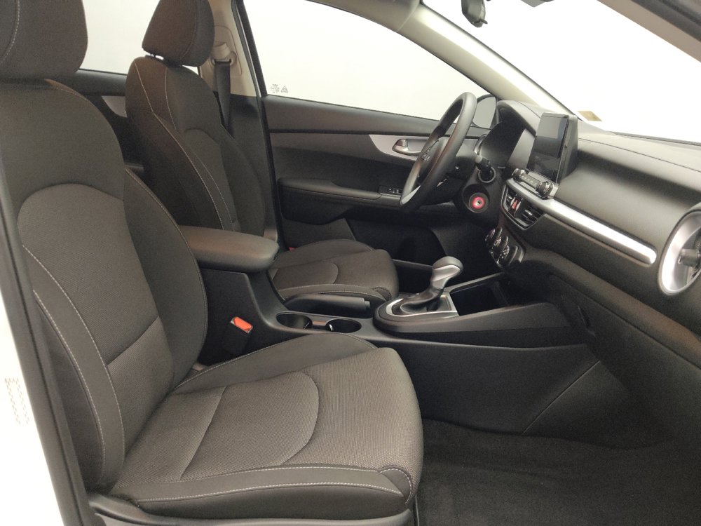 Used 2024 Kia Forte LXS w/ LXS Technology Package image 21
