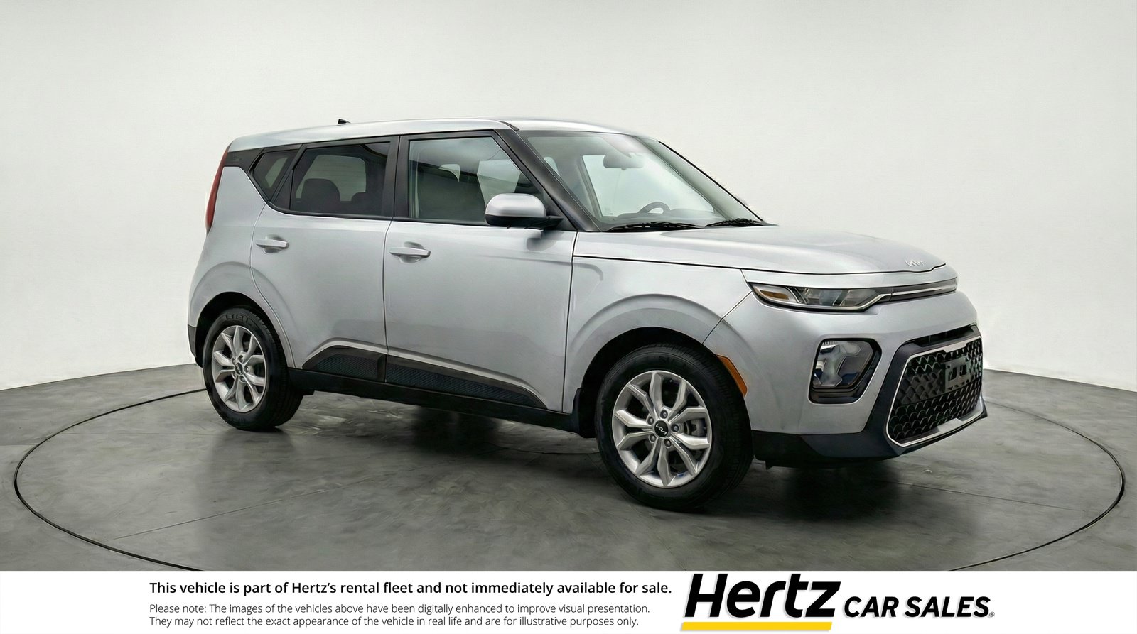 Used 2025 Kia Soul LX w/ LX Technology Package FWD image 1