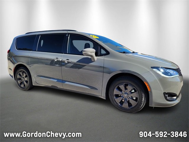 Used 2020 Chrysler Pacifica Limited w/ Advanced Safetytec Group image 8