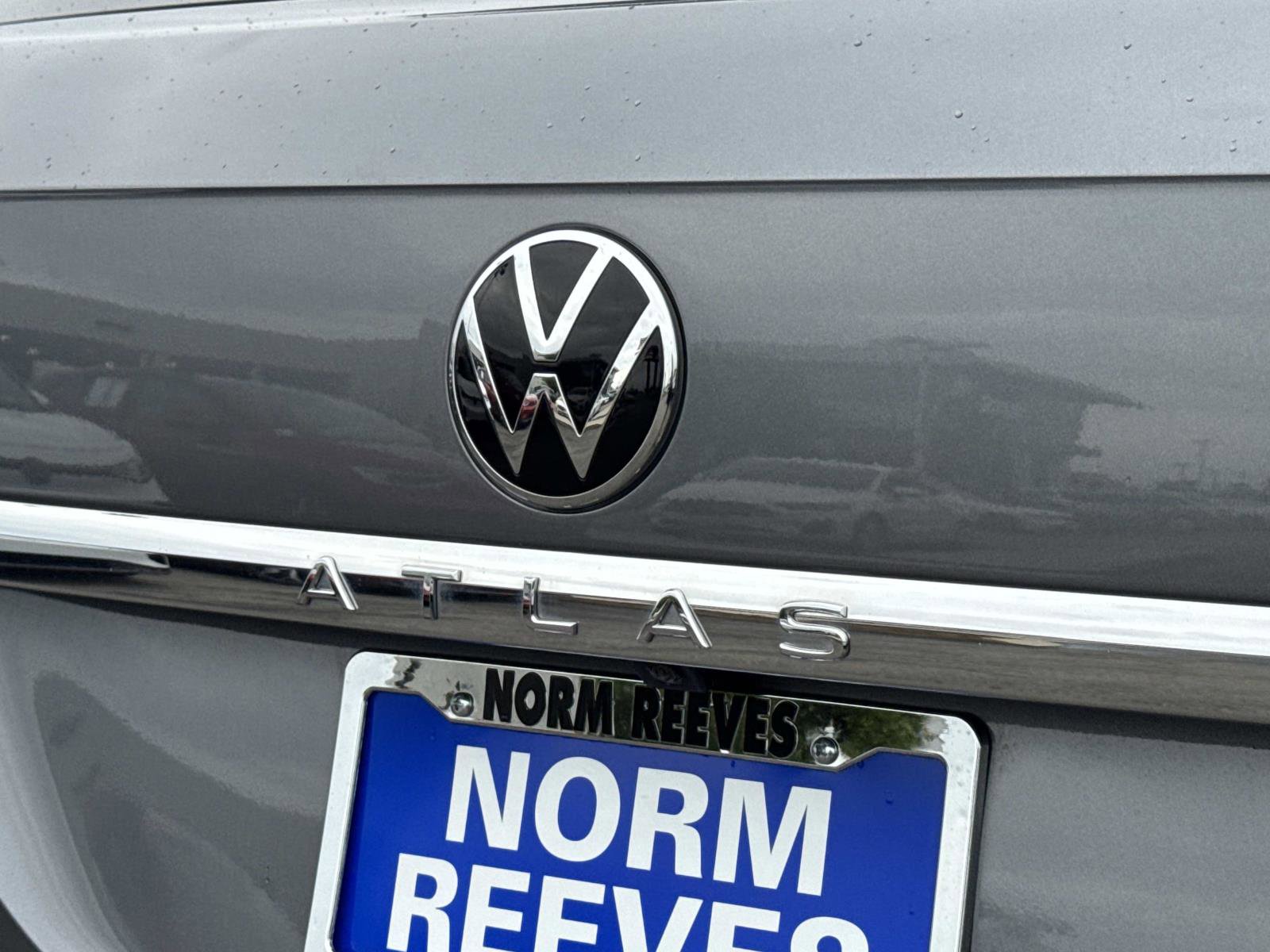 Certified 2022 Volkswagen Atlas Cross Sport SE image 28