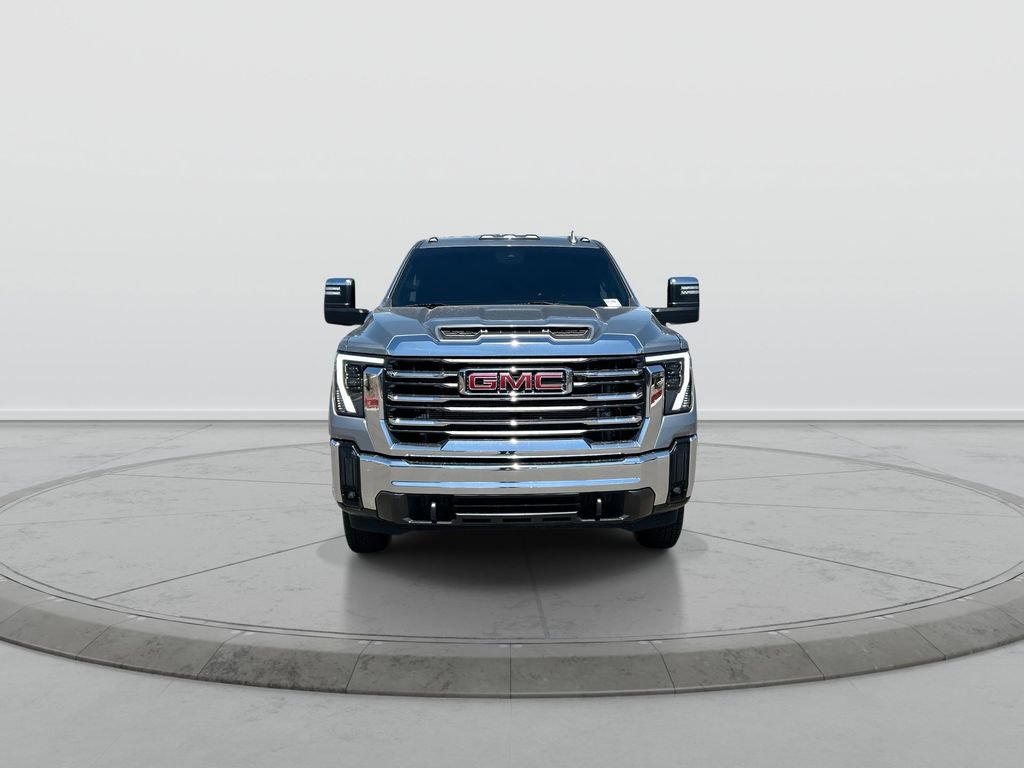 Used 2024 GMC Sierra 3500 SLT AWD/4WD image 3