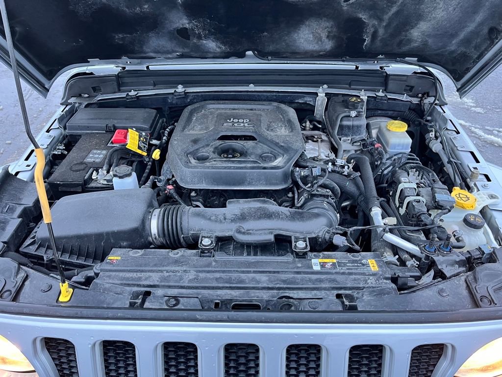 Used 2022 Jeep Wrangler Unlimited Sahara w/ Cold Weather Group image 23