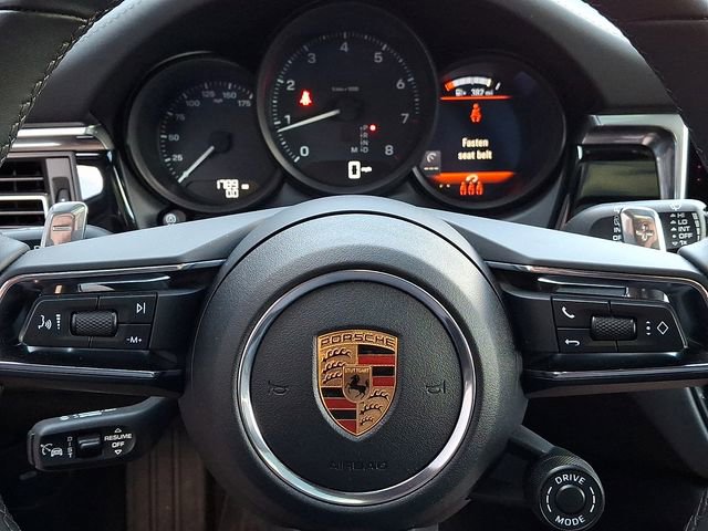 Certified 2026 Porsche Macan AWD/4WD image 23