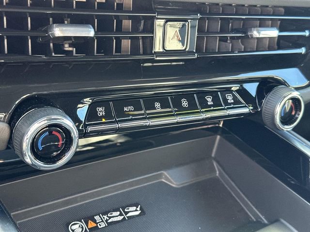 Used 2025 Chevrolet Tahoe LT image 39