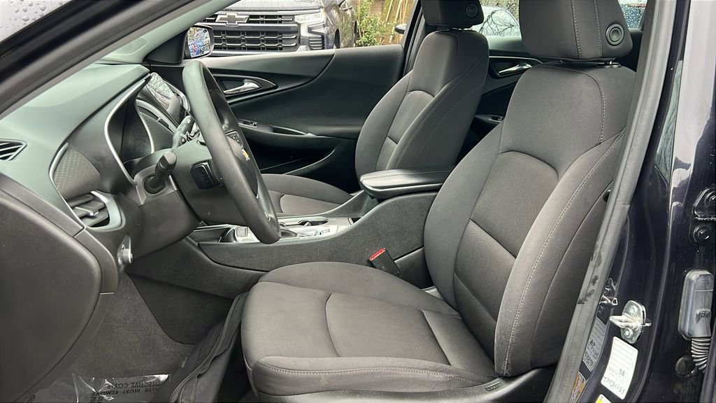 Used 2023 Chevrolet Malibu LT image 16