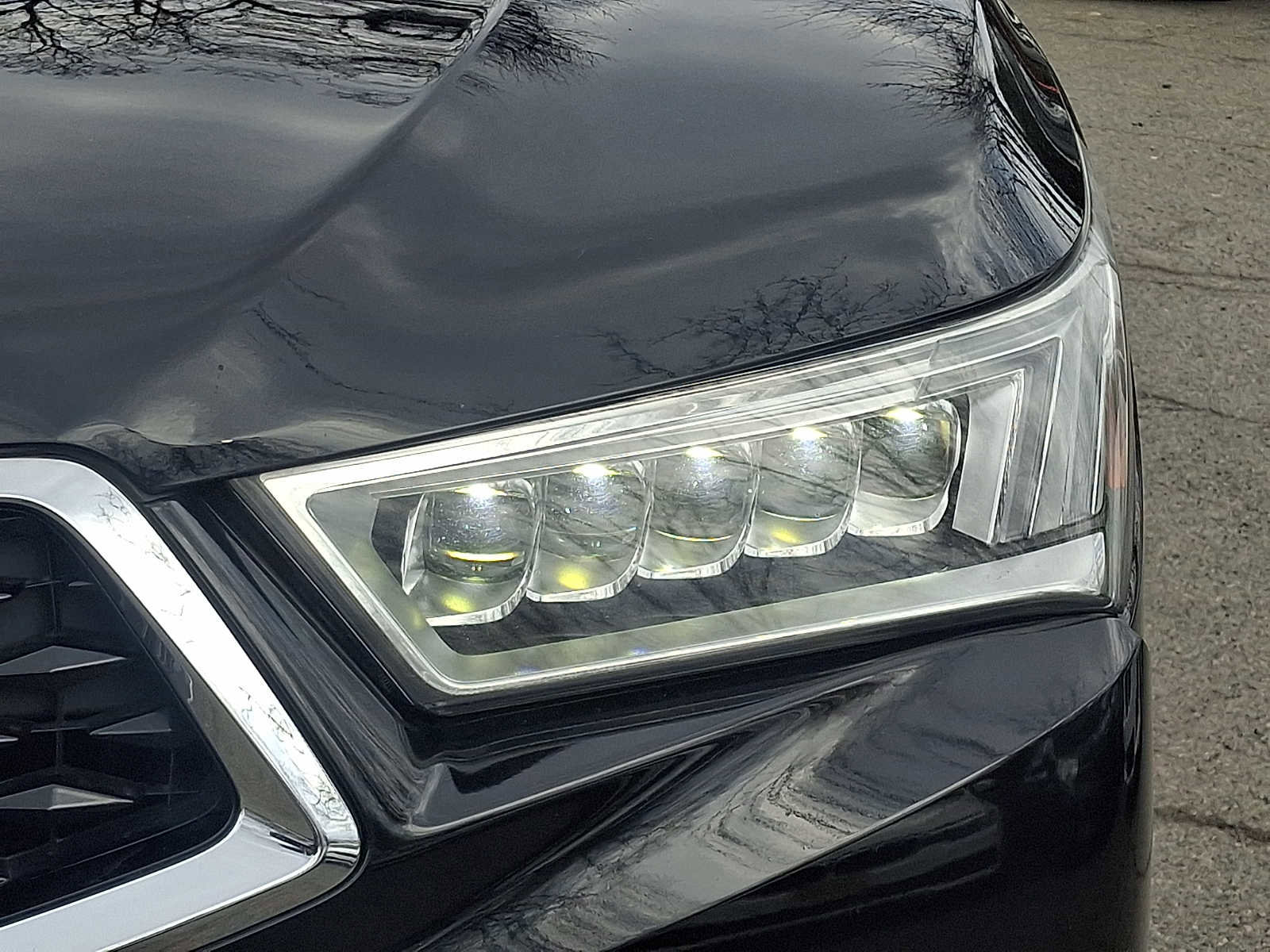 Used 2020 Acura MDX SH-AWD w/ Technology Package image 9