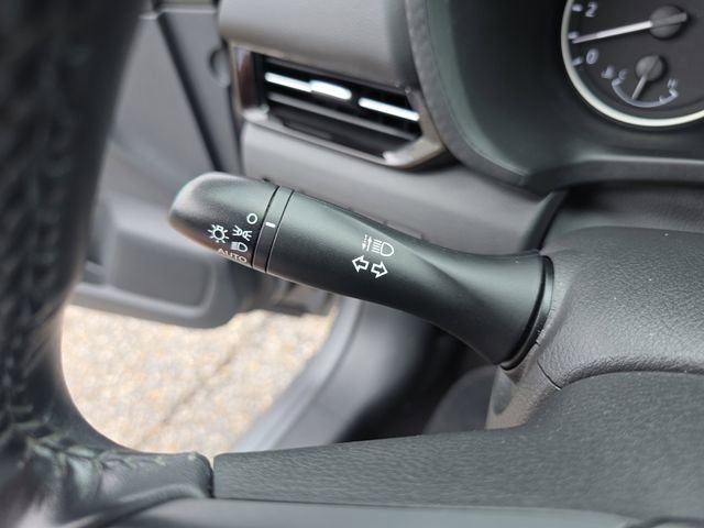 Used 2020 Nissan Sentra SV FWD image 19