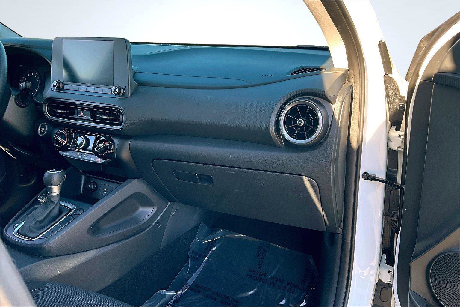 Used 2023 Hyundai Kona SEL w/ Cargo Package image 17