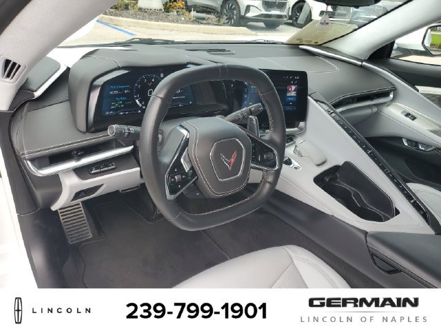 Used 2025 Chevrolet Corvette Stingray Premium Cpe w/ 3LT RWD image 17
