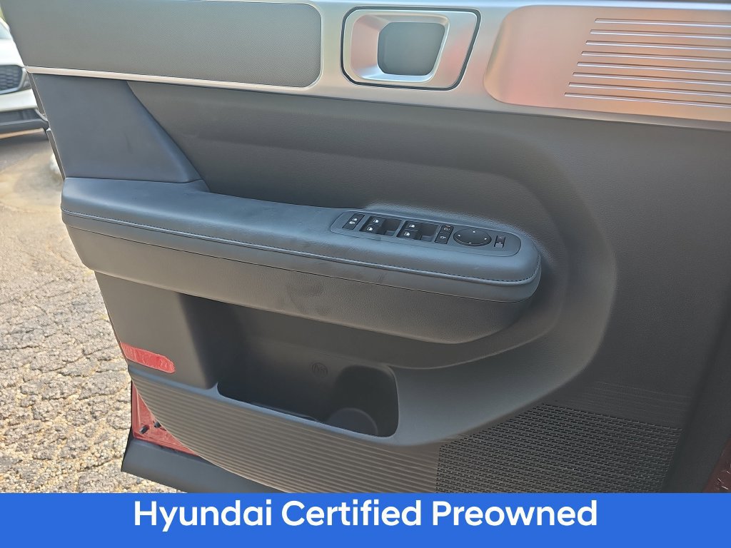 Used 2025 Hyundai Santa Fe SEL FWD image 23