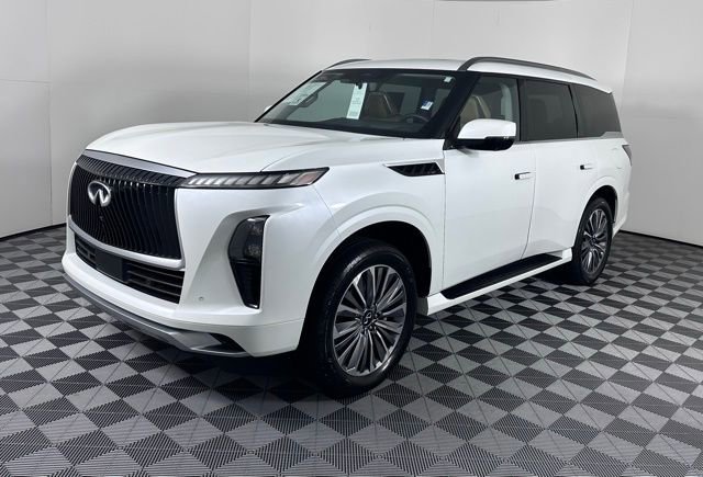 Certified 2025 INFINITI QX80 Sensory image 4