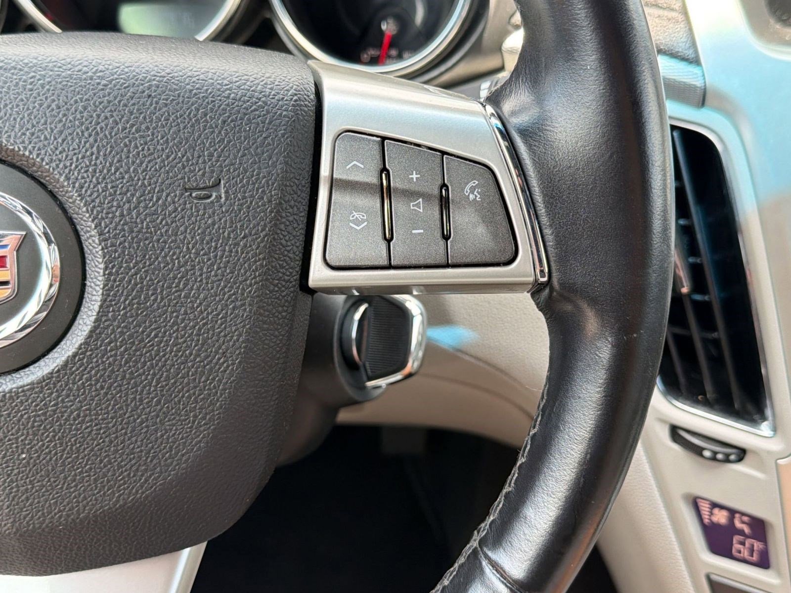 Used 2013 Cadillac CTS Coupe RWD image 24