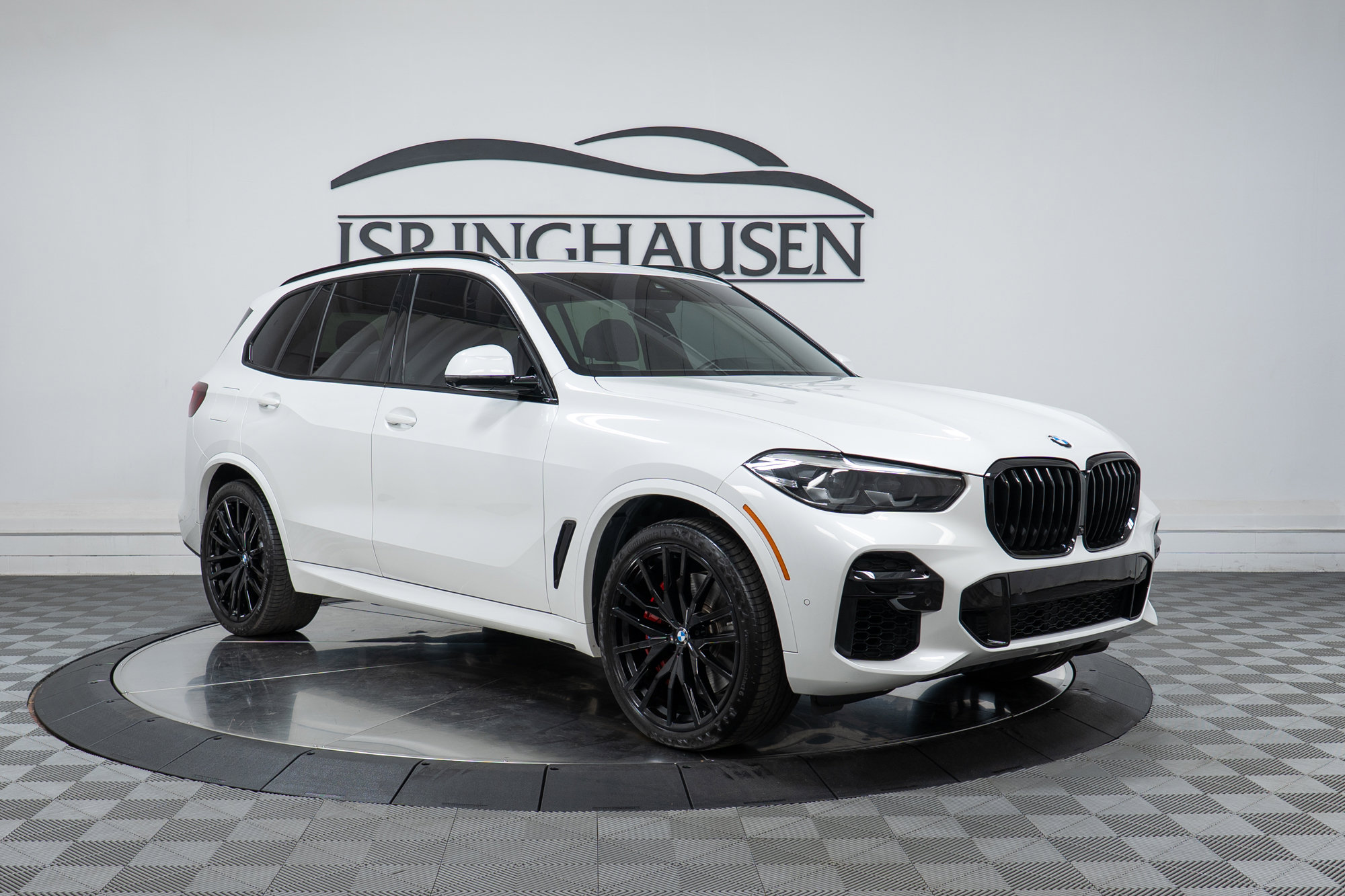 Used 2022 BMW X5 M50i w/ Premium Package AWD/4WD image 3