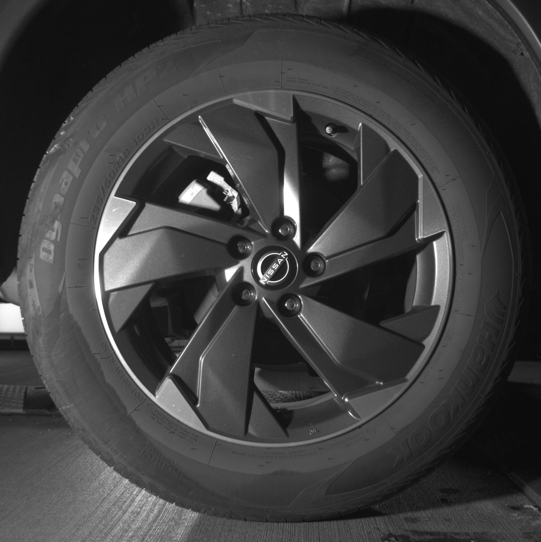 Used 2025 Nissan Rogue SV AWD/4WD image 12