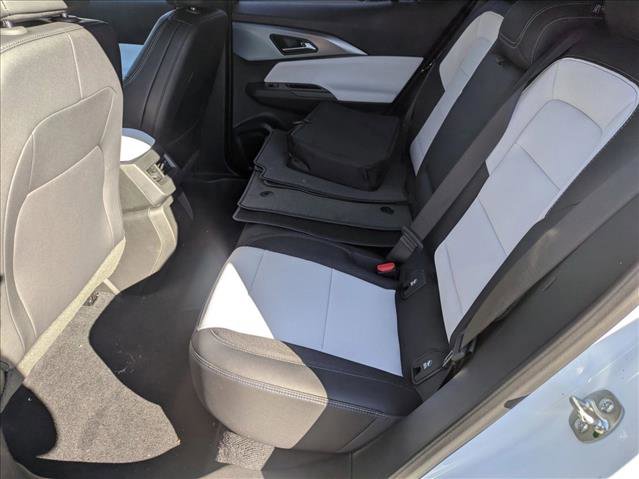 New 2026 Chevrolet Equinox EV LT image 18