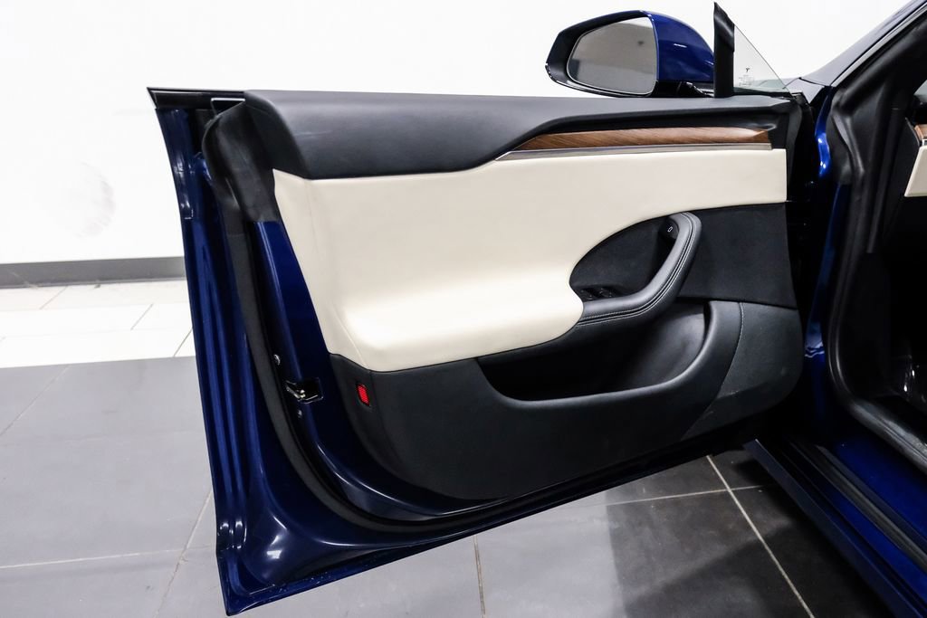 Used 2023 Tesla Model S Standard Range image 45