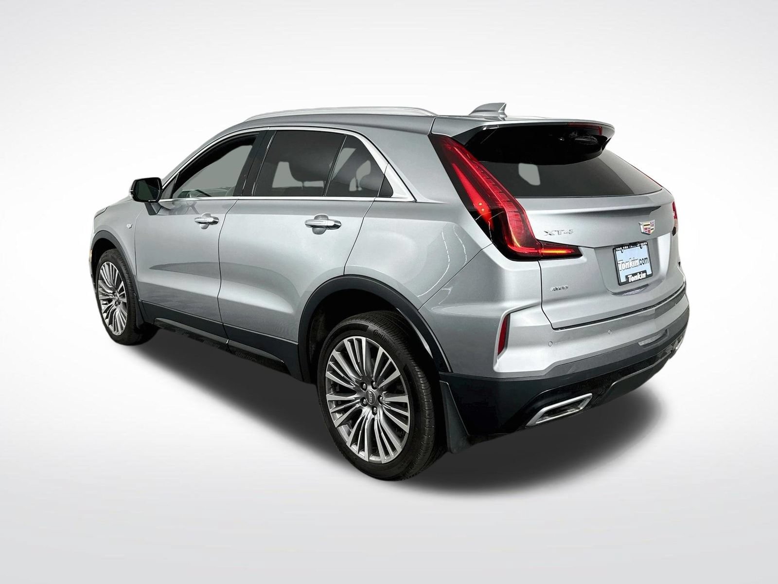 Used 2024 Cadillac XT4 Premium Luxury w/ Technology Package AWD/4WD image 6