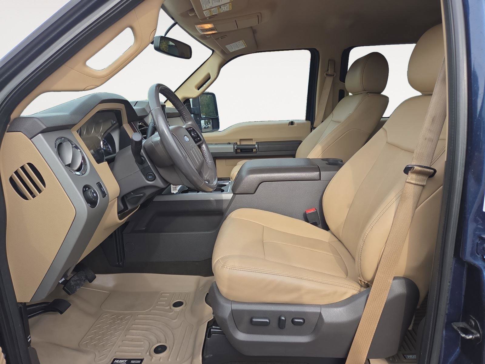 Used 2016 Ford F350 Lariat image 16