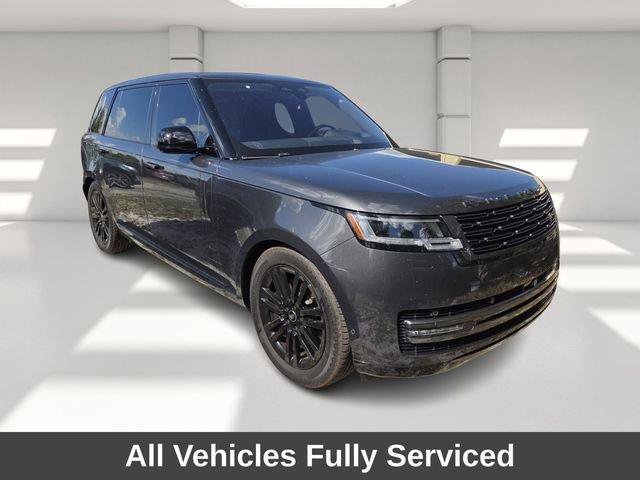 Used 2023 Land Rover Range Rover Long Wheelbase SE image 3