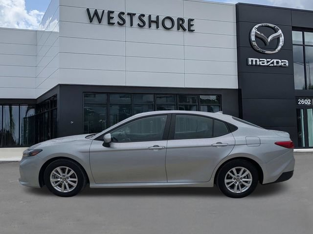 Used 2025 Toyota Camry LE FWD image 6