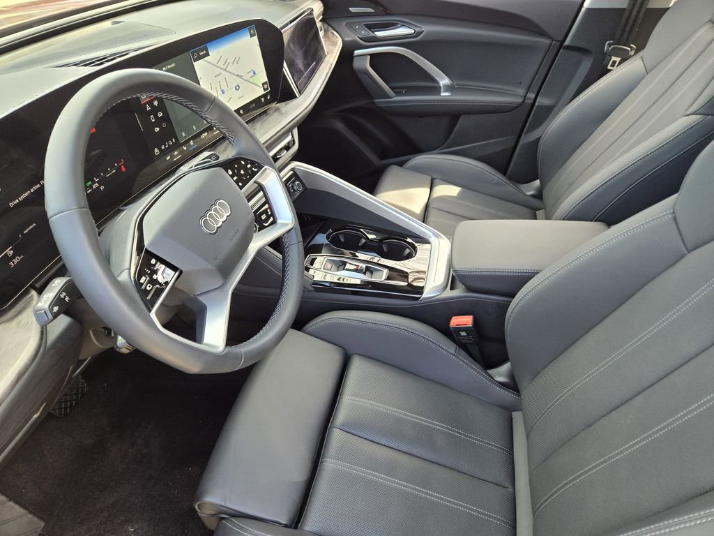 Certified 2025 Audi Q5 Prestige image 17