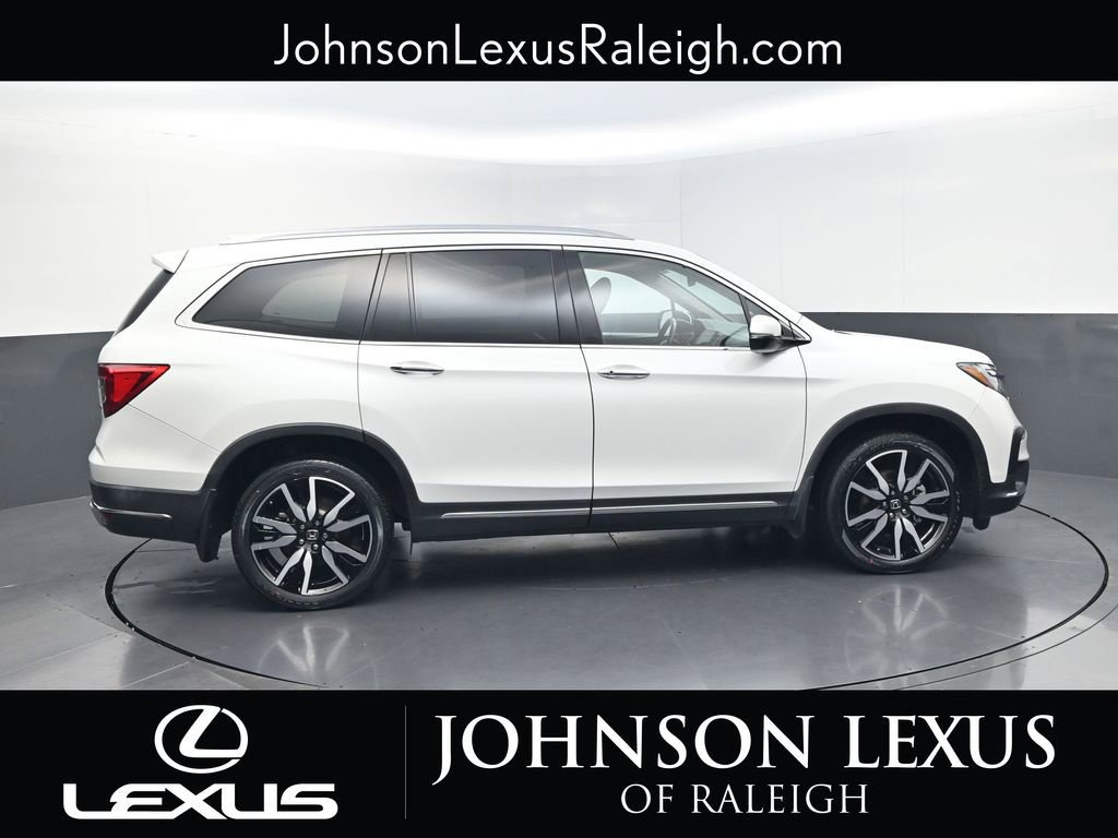 Used 2021 Honda Pilot Touring image 6