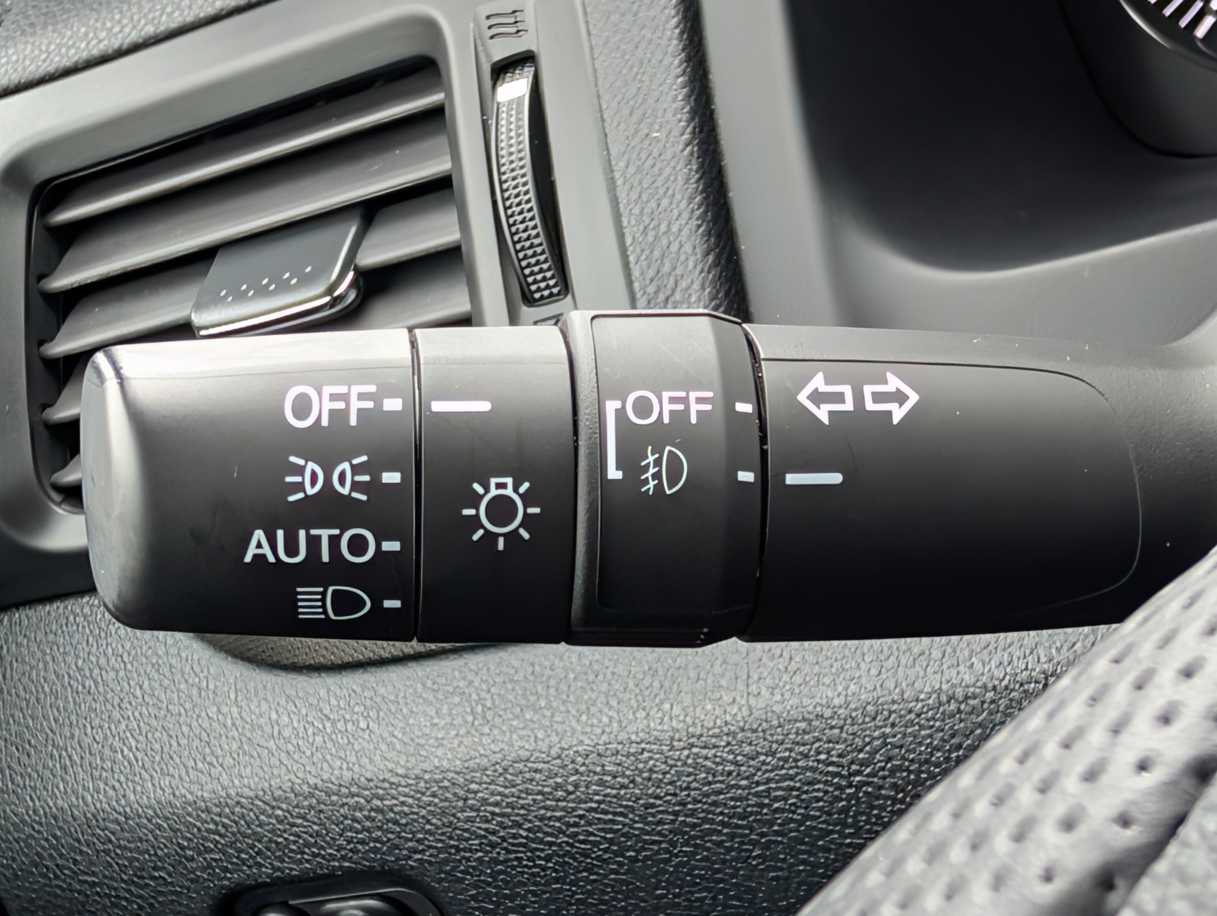 Used 2022 Honda Passport TrailSport image 31